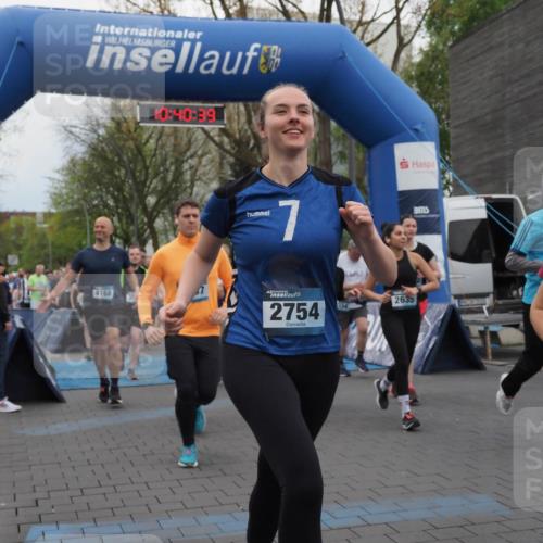 07.04.2024 - 43. Internationalen Wilhelmsburger Insellauf MichiJ http://msf.ph/oto/6042916 07.04.2024 10:40:39 Laufen 10, 40, 39, 7, 4168, 43, 2754, 2635, 43, 29 meine-sportfotos.de