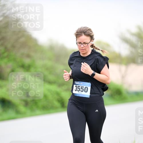 07.04.2024 - 43. Internationalen Wilhelmsburger Insellauf Dr. Thomas Lammeyer http://msf.ph/oto/6042936 07.04.2024 10:41:34 Laufen 3550 meine-sportfotos.de