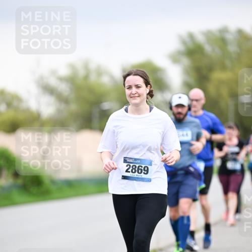 07.04.2024 - 43. Internationalen Wilhelmsburger Insellauf Dr. Thomas Lammeyer http://msf.ph/oto/6042959 07.04.2024 10:41:36 Laufen 2869 meine-sportfotos.de