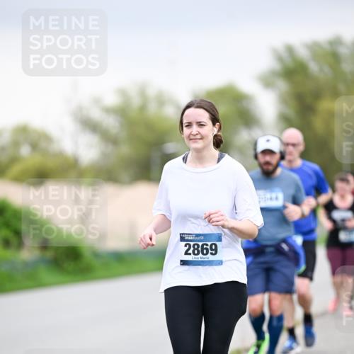 07.04.2024 - 43. Internationalen Wilhelmsburger Insellauf Dr. Thomas Lammeyer http://msf.ph/oto/6042962 07.04.2024 10:41:36 Laufen 43, 2869 meine-sportfotos.de