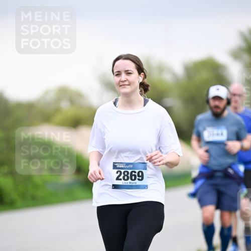 07.04.2024 - 43. Internationalen Wilhelmsburger Insellauf Dr. Thomas Lammeyer http://msf.ph/oto/6042976 07.04.2024 10:41:37 Laufen 2869 meine-sportfotos.de