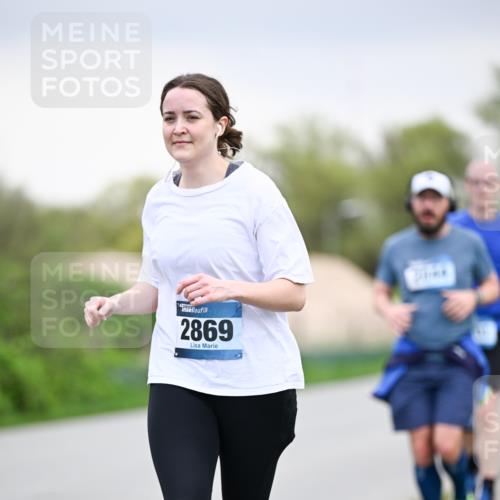 07.04.2024 - 43. Internationalen Wilhelmsburger Insellauf Dr. Thomas Lammeyer http://msf.ph/oto/6042981 07.04.2024 10:41:37 Laufen 2869 meine-sportfotos.de