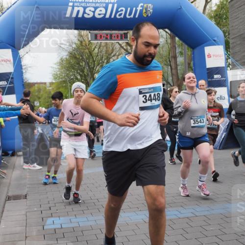 07.04.2024 - 43. Internationalen Wilhelmsburger Insellauf MichiJ http://msf.ph/oto/6042986 07.04.2024 10:41:00 Laufen 17, 409, 873, 3448, 3543, 3314 meine-sportfotos.de