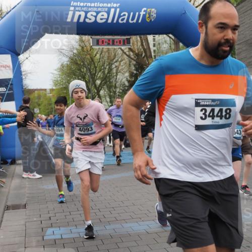 07.04.2024 - 43. Internationalen Wilhelmsburger Insellauf MichiJ http://msf.ph/oto/6042990 07.04.2024 10:41:00 Laufen 12, 4094, 4093, 2894, 43, 3448, 543 meine-sportfotos.de