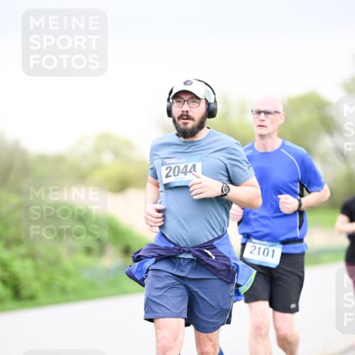 07.04.2024 - 43. Internationalen Wilhelmsburger Insellauf Dr. Thomas Lammeyer http://msf.ph/oto/6043004 07.04.2024 10:41:39 Laufen 2044, 2101 meine-sportfotos.de