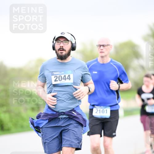 07.04.2024 - 43. Internationalen Wilhelmsburger Insellauf Dr. Thomas Lammeyer http://msf.ph/oto/6043013 07.04.2024 10:41:39 Laufen 2044, 2101 meine-sportfotos.de