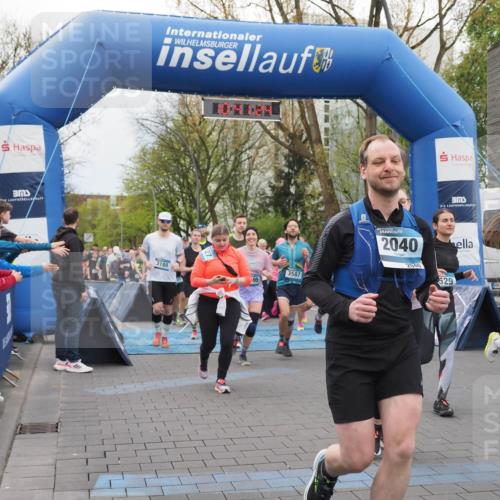 07.04.2024 - 43. Internationalen Wilhelmsburger Insellauf MichiJ http://msf.ph/oto/6043055 07.04.2024 10:41:23 Laufen 3188, 95, 3587, 2040, 2040, 529, 364, 25 meine-sportfotos.de