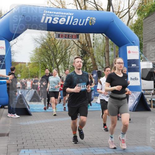 07.04.2024 - 43. Internationalen Wilhelmsburger Insellauf MichiJ http://msf.ph/oto/6043100 07.04.2024 10:41:37 Laufen 314, 2515, 38, 2510 meine-sportfotos.de