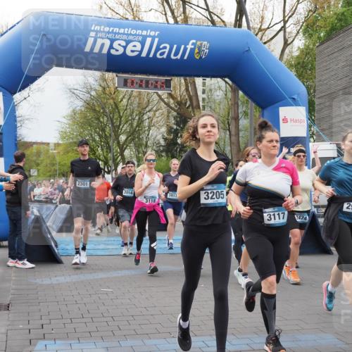 07.04.2024 - 43. Internationalen Wilhelmsburger Insellauf MichiJ http://msf.ph/oto/6043121 07.04.2024 10:41:44 Laufen 14, 2301, 2058, 3118, 3917, 3205, 3117, 2474, 2971 meine-sportfotos.de