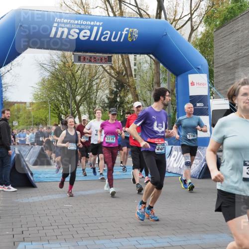07.04.2024 - 43. Internationalen Wilhelmsburger Insellauf MichiJ http://msf.ph/oto/6043173 07.04.2024 10:42:01 Laufen 3, 3032, 3113, 2, 3, 2235, 2324, 248, 3780, 3918, 3782 meine-sportfotos.de