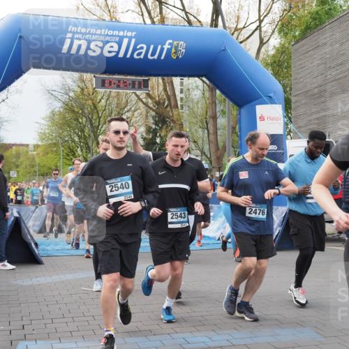 07.04.2024 - 43. Internationalen Wilhelmsburger Insellauf MichiJ http://msf.ph/oto/6043198 07.04.2024 10:42:10 Laufen 2216, 2540, 2540, 2543, 2543, 2476, 38 meine-sportfotos.de