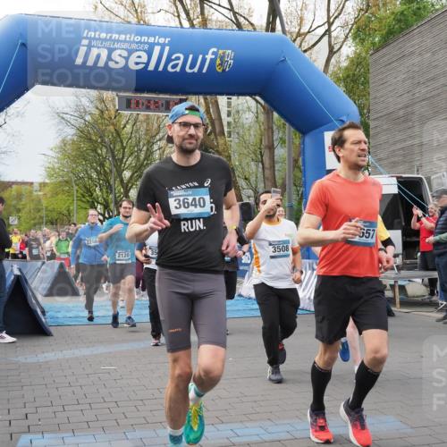 07.04.2024 - 43. Internationalen Wilhelmsburger Insellauf MichiJ http://msf.ph/oto/6043211 07.04.2024 10:42:16 Laufen 2181, 2258, 2120, 35, 3640, 3508, 657 meine-sportfotos.de