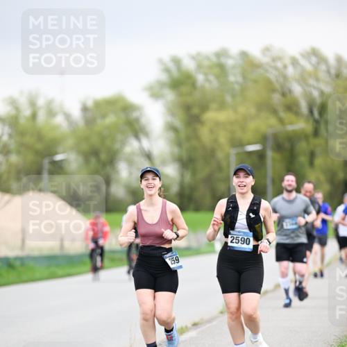 07.04.2024 - 43. Internationalen Wilhelmsburger Insellauf Dr. Thomas Lammeyer http://msf.ph/oto/6043214 07.04.2024 10:41:56 Laufen 259, 2590 meine-sportfotos.de