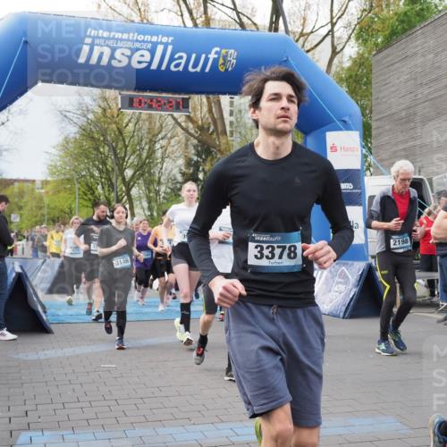 07.04.2024 - 43. Internationalen Wilhelmsburger Insellauf MichiJ http://msf.ph/oto/6043238 07.04.2024 10:42:26 Laufen 3671, 37, 3146, 560, 3378, 2198, 2180 meine-sportfotos.de