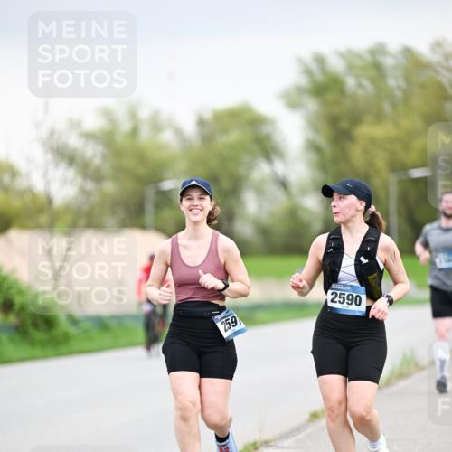 07.04.2024 - 43. Internationalen Wilhelmsburger Insellauf Dr. Thomas Lammeyer http://msf.ph/oto/6043247 07.04.2024 10:41:57 Laufen 259, 2590 meine-sportfotos.de