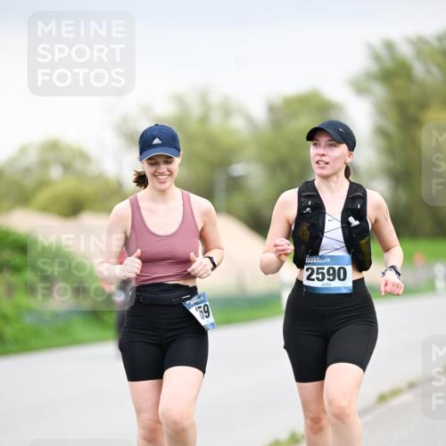 07.04.2024 - 43. Internationalen Wilhelmsburger Insellauf Dr. Thomas Lammeyer http://msf.ph/oto/6043278 07.04.2024 10:41:59 Laufen 59, 2590 meine-sportfotos.de
