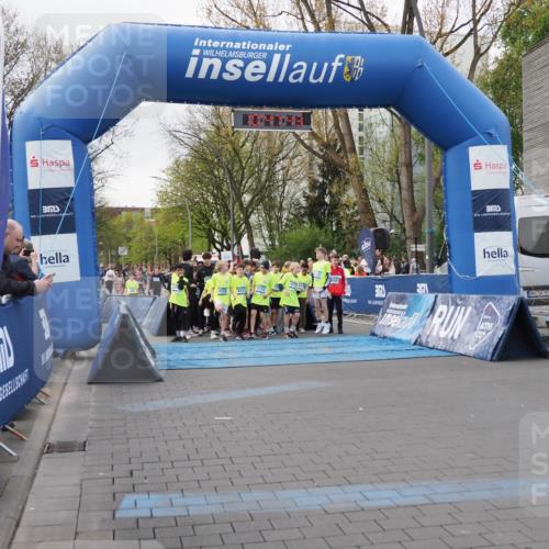 07.04.2024 - 43. Internationalen Wilhelmsburger Insellauf MichiJ http://msf.ph/oto/6043313 07.04.2024 10:47:42 Laufen 4111, 4112, 414119, 4121, 069, 6, 91, 2510 meine-sportfotos.de