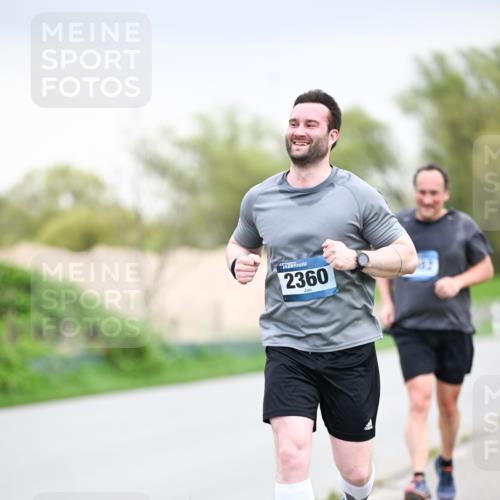 07.04.2024 - 43. Internationalen Wilhelmsburger Insellauf Dr. Thomas Lammeyer http://msf.ph/oto/6043319 07.04.2024 10:42:04 Laufen 2360 meine-sportfotos.de