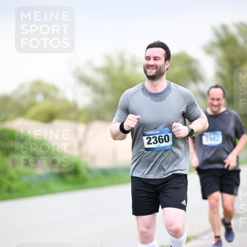 07.04.2024 - 43. Internationalen Wilhelmsburger Insellauf Dr. Thomas Lammeyer http://msf.ph/oto/6043321 07.04.2024 10:42:04 Laufen 2360 meine-sportfotos.de