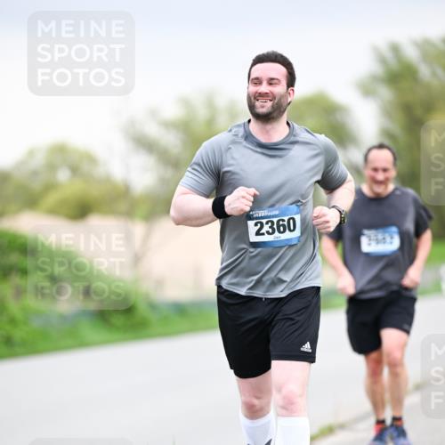 07.04.2024 - 43. Internationalen Wilhelmsburger Insellauf Dr. Thomas Lammeyer http://msf.ph/oto/6043323 07.04.2024 10:42:04 Laufen 2360 meine-sportfotos.de