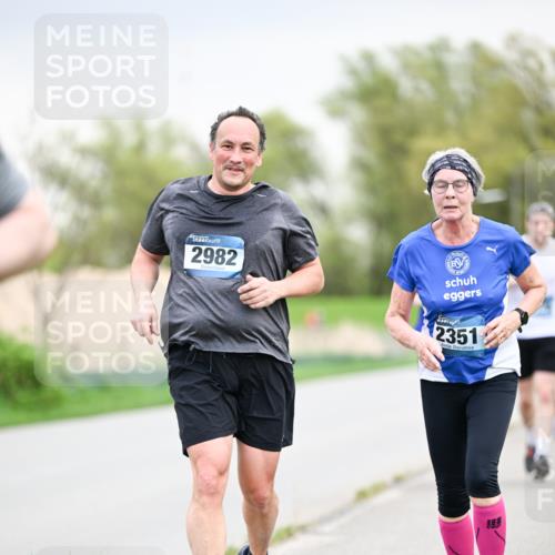 07.04.2024 - 43. Internationalen Wilhelmsburger Insellauf Dr. Thomas Lammeyer http://msf.ph/oto/6043342 07.04.2024 10:42:06 Laufen 2982, 2351 meine-sportfotos.de
