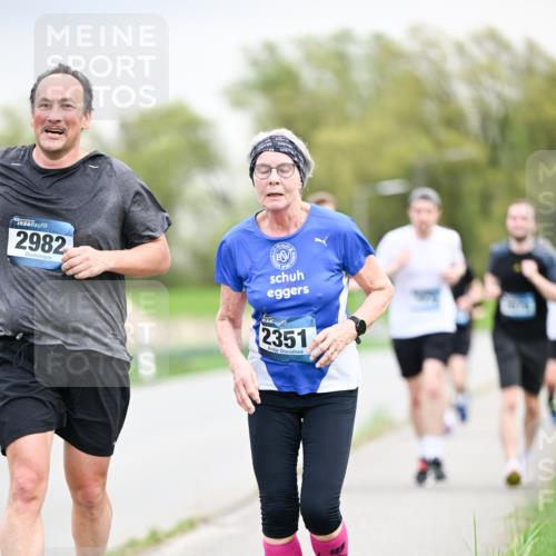 07.04.2024 - 43. Internationalen Wilhelmsburger Insellauf Dr. Thomas Lammeyer http://msf.ph/oto/6043347 07.04.2024 10:42:07 Laufen 2982, 2351 meine-sportfotos.de
