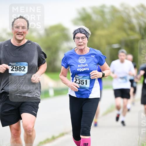 07.04.2024 - 43. Internationalen Wilhelmsburger Insellauf Dr. Thomas Lammeyer http://msf.ph/oto/6043351 07.04.2024 10:42:07 Laufen 1, 2982, 2351 meine-sportfotos.de