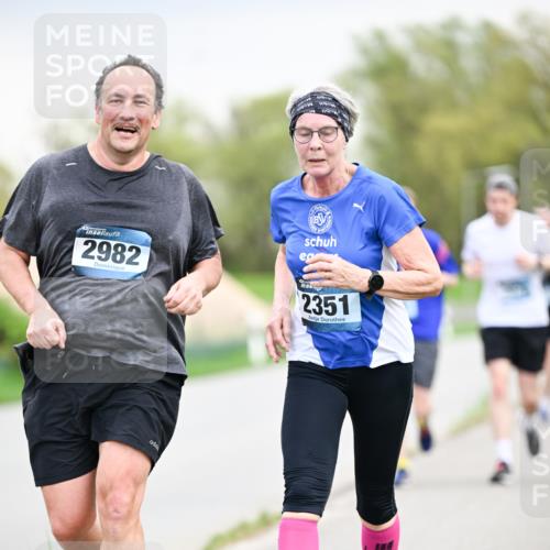 07.04.2024 - 43. Internationalen Wilhelmsburger Insellauf Dr. Thomas Lammeyer http://msf.ph/oto/6043355 07.04.2024 10:42:08 Laufen 43, 2982 meine-sportfotos.de