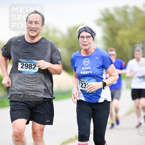 07.04.2024 - 43. Internationalen Wilhelmsburger Insellauf Dr. Thomas Lammeyer http://msf.ph/oto/6043357 07.04.2024 10:42:08 Laufen 2982, 0, 23 meine-sportfotos.de