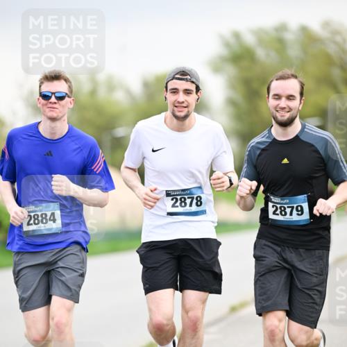 07.04.2024 - 43. Internationalen Wilhelmsburger Insellauf Dr. Thomas Lammeyer http://msf.ph/oto/6043382 07.04.2024 10:42:12 Laufen 2884, 43, 2878, 2879 meine-sportfotos.de