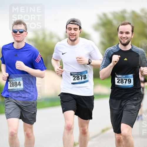 07.04.2024 - 43. Internationalen Wilhelmsburger Insellauf Dr. Thomas Lammeyer http://msf.ph/oto/6043384 07.04.2024 10:42:12 Laufen 2884, 43, 2878, 2879 meine-sportfotos.de