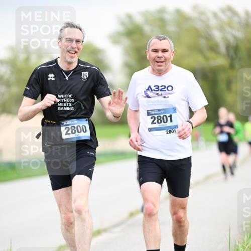 07.04.2024 - 43. Internationalen Wilhelmsburger Insellauf Dr. Thomas Lammeyer http://msf.ph/oto/6043407 07.04.2024 10:42:16 Laufen 2800, 320, 2801, 2801 meine-sportfotos.de