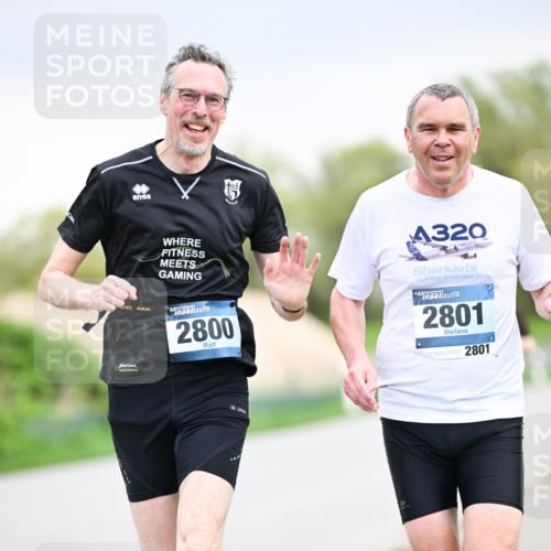 07.04.2024 - 43. Internationalen Wilhelmsburger Insellauf Dr. Thomas Lammeyer http://msf.ph/oto/6043417 07.04.2024 10:42:17 Laufen 2800, 320, 43, 2801, 2801 meine-sportfotos.de