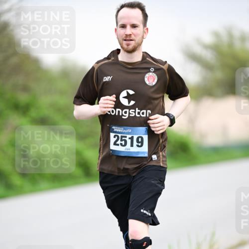 07.04.2024 - 43. Internationalen Wilhelmsburger Insellauf Dr. Thomas Lammeyer http://msf.ph/oto/6043445 07.04.2024 10:42:21 Laufen 1910, 2519 meine-sportfotos.de