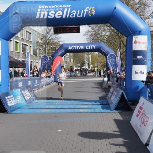 07.04.2024 - 43. Internationalen Wilhelmsburger Insellauf MichiJ http://msf.ph/oto/6043520 07.04.2024 11:15:12 Ziel 3907 meine-sportfotos.de