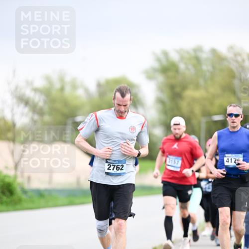 07.04.2024 - 43. Internationalen Wilhelmsburger Insellauf Dr. Thomas Lammeyer http://msf.ph/oto/6043603 07.04.2024 10:42:48 Laufen 2762, 3157, 4176 meine-sportfotos.de