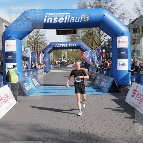 07.04.2024 - 43. Internationalen Wilhelmsburger Insellauf MichiJ http://msf.ph/oto/6043604 07.04.2024 11:16:34 Ziel 3470 meine-sportfotos.de