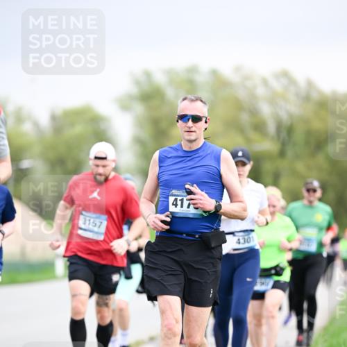 07.04.2024 - 43. Internationalen Wilhelmsburger Insellauf Dr. Thomas Lammeyer http://msf.ph/oto/6043633 07.04.2024 10:42:50 Laufen 3157, 417, 4301 meine-sportfotos.de