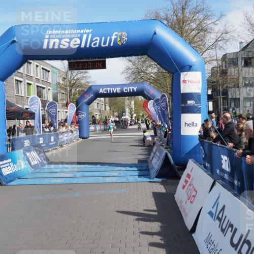 07.04.2024 - 43. Internationalen Wilhelmsburger Insellauf MichiJ http://msf.ph/oto/6043639 07.04.2024 11:17:13 Ziel 3238 meine-sportfotos.de