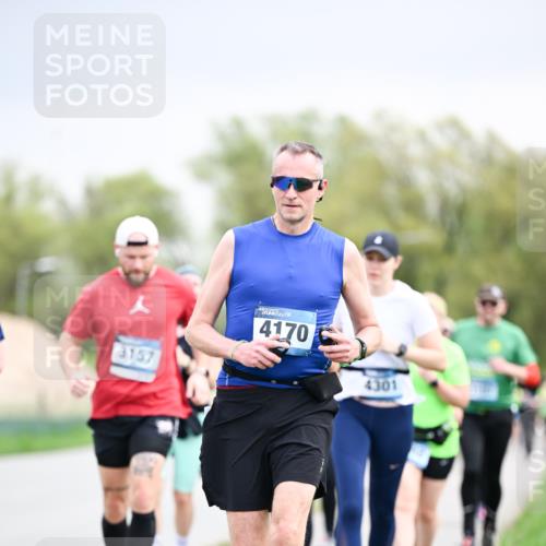 07.04.2024 - 43. Internationalen Wilhelmsburger Insellauf Dr. Thomas Lammeyer http://msf.ph/oto/6043642 07.04.2024 10:42:51 Laufen 3157, 4170, 4301 meine-sportfotos.de