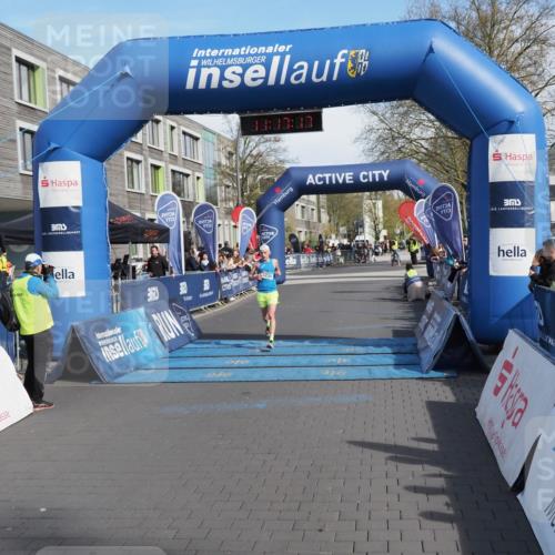 07.04.2024 - 43. Internationalen Wilhelmsburger Insellauf MichiJ http://msf.ph/oto/6043652 07.04.2024 11:17:16 Ziel 3238 meine-sportfotos.de