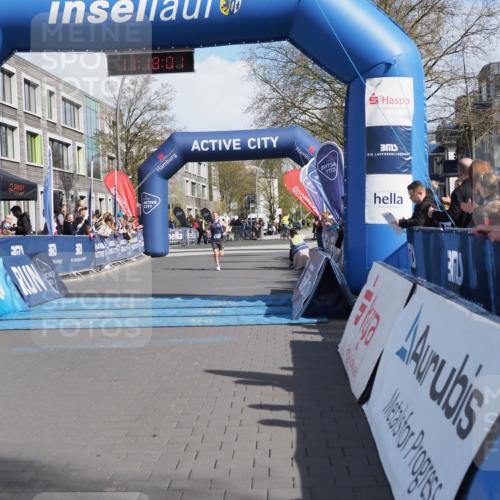07.04.2024 - 43. Internationalen Wilhelmsburger Insellauf MichiJ http://msf.ph/oto/6043659 07.04.2024 11:18:00 Ziel 4217 meine-sportfotos.de