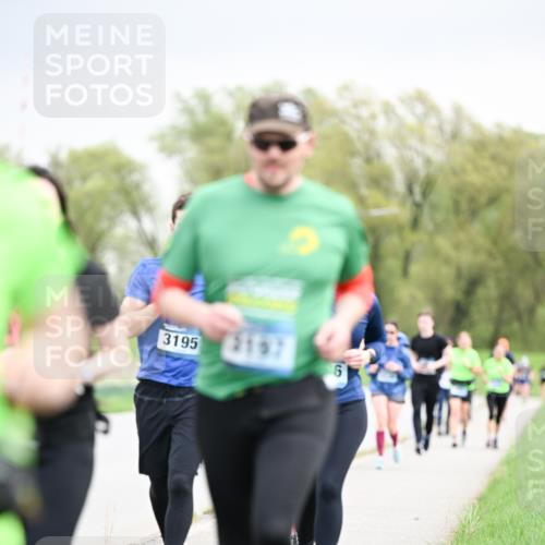 07.04.2024 - 43. Internationalen Wilhelmsburger Insellauf Dr. Thomas Lammeyer http://msf.ph/oto/6043690 07.04.2024 10:42:57 Laufen 3195, 2167, 6 meine-sportfotos.de
