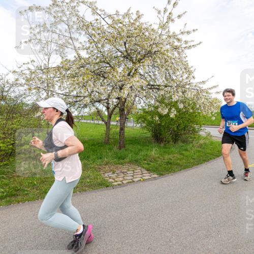 07.04.2024 - 43. Internationalen Wilhelmsburger Insellauf Michael Strokosch http://msf.ph/oto/6043691 07.04.2024 10:54:49 Laufen 3814, 3763 meine-sportfotos.de