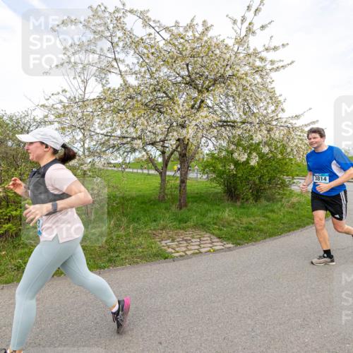 07.04.2024 - 43. Internationalen Wilhelmsburger Insellauf Michael Strokosch http://msf.ph/oto/6043701 07.04.2024 10:54:49 Laufen 3814, 3763 meine-sportfotos.de