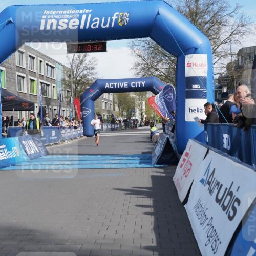 07.04.2024 - 43. Internationalen Wilhelmsburger Insellauf MichiJ http://msf.ph/oto/6043703 07.04.2024 11:18:31 Ziel 2372, 4272 meine-sportfotos.de