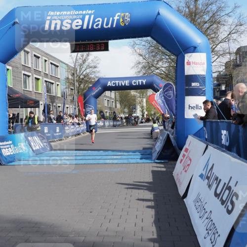 07.04.2024 - 43. Internationalen Wilhelmsburger Insellauf MichiJ http://msf.ph/oto/6043706 07.04.2024 11:18:32 Ziel 4272 meine-sportfotos.de