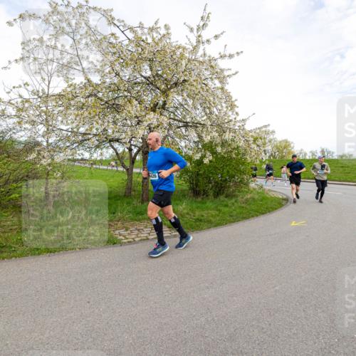 07.04.2024 - 43. Internationalen Wilhelmsburger Insellauf Michael Strokosch http://msf.ph/oto/6043711 07.04.2024 10:54:56 Laufen 4426 meine-sportfotos.de