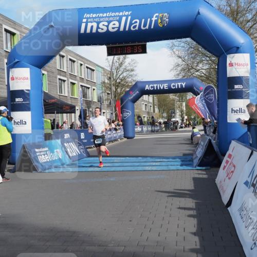 07.04.2024 - 43. Internationalen Wilhelmsburger Insellauf MichiJ http://msf.ph/oto/6043713 07.04.2024 11:18:34 Ziel 4272 meine-sportfotos.de