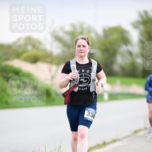 07.04.2024 - 43. Internationalen Wilhelmsburger Insellauf Dr. Thomas Lammeyer http://msf.ph/oto/6043767 07.04.2024 10:43:06 Laufen 3, 350 meine-sportfotos.de